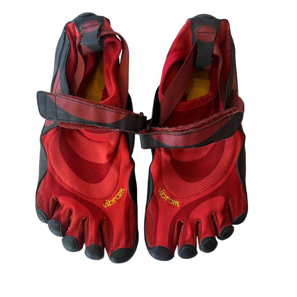 Vibram FiveFingers Red Black Toe Shoes Barefoot Trail Running M41 EUC
